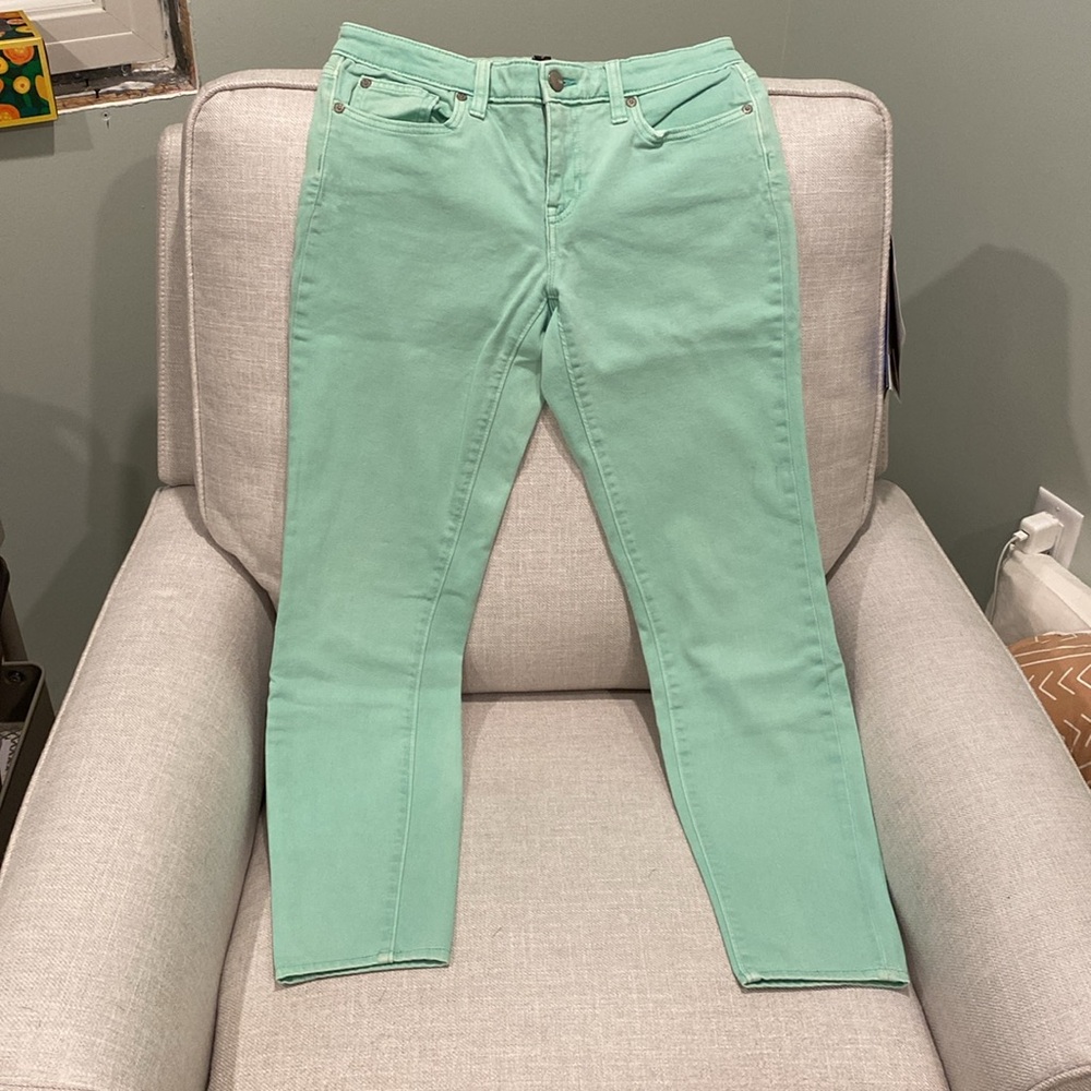 Women’s Gap premium super skinny jeans